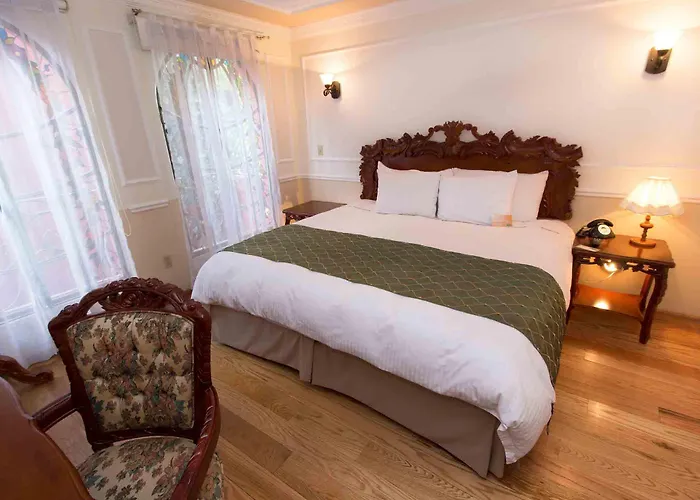 L' Heritage Royal Colonial By Bluebay