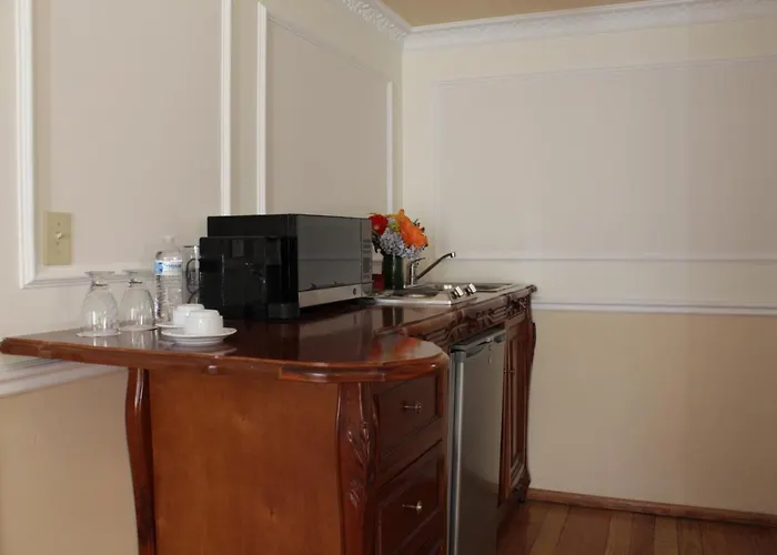 L' Heritage Royal Colonial By Bluebay Hotel 3*