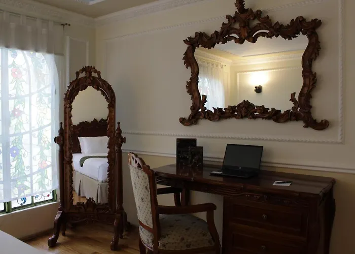 Hotel L' Heritage Royal Colonial By Bluebay