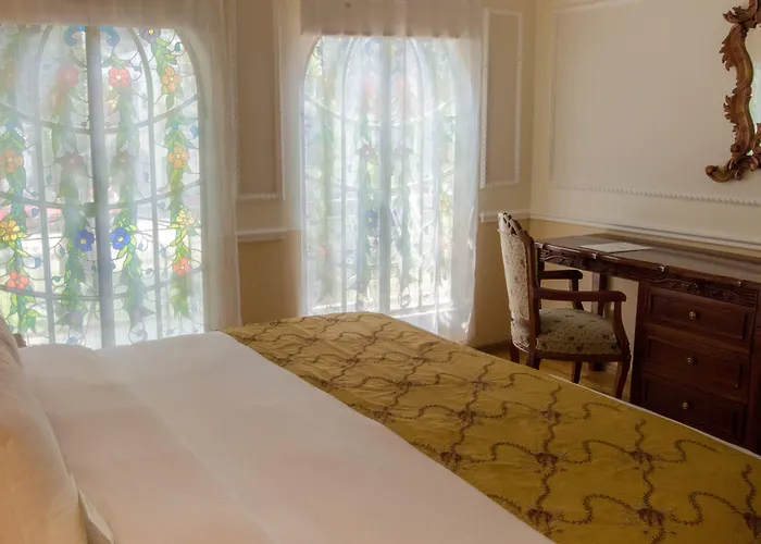 L' Heritage Royal Colonial By Bluebay